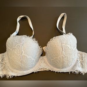 Victoria’s Secret Bra Dream Angels Demi bra size 32C